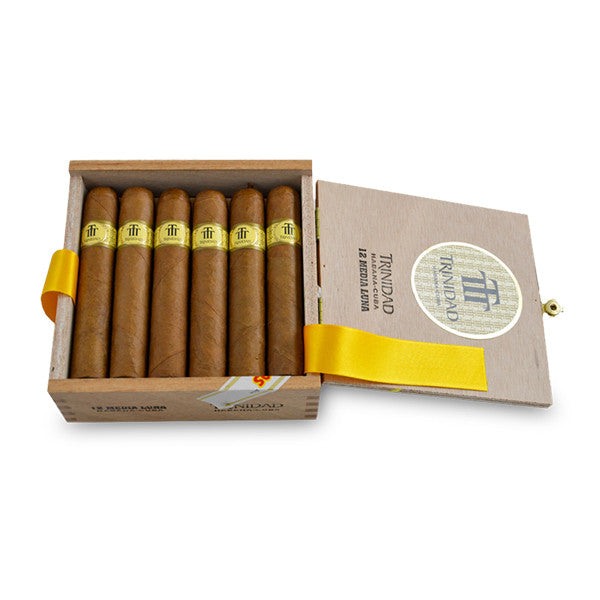 千里達 半月 （12s）